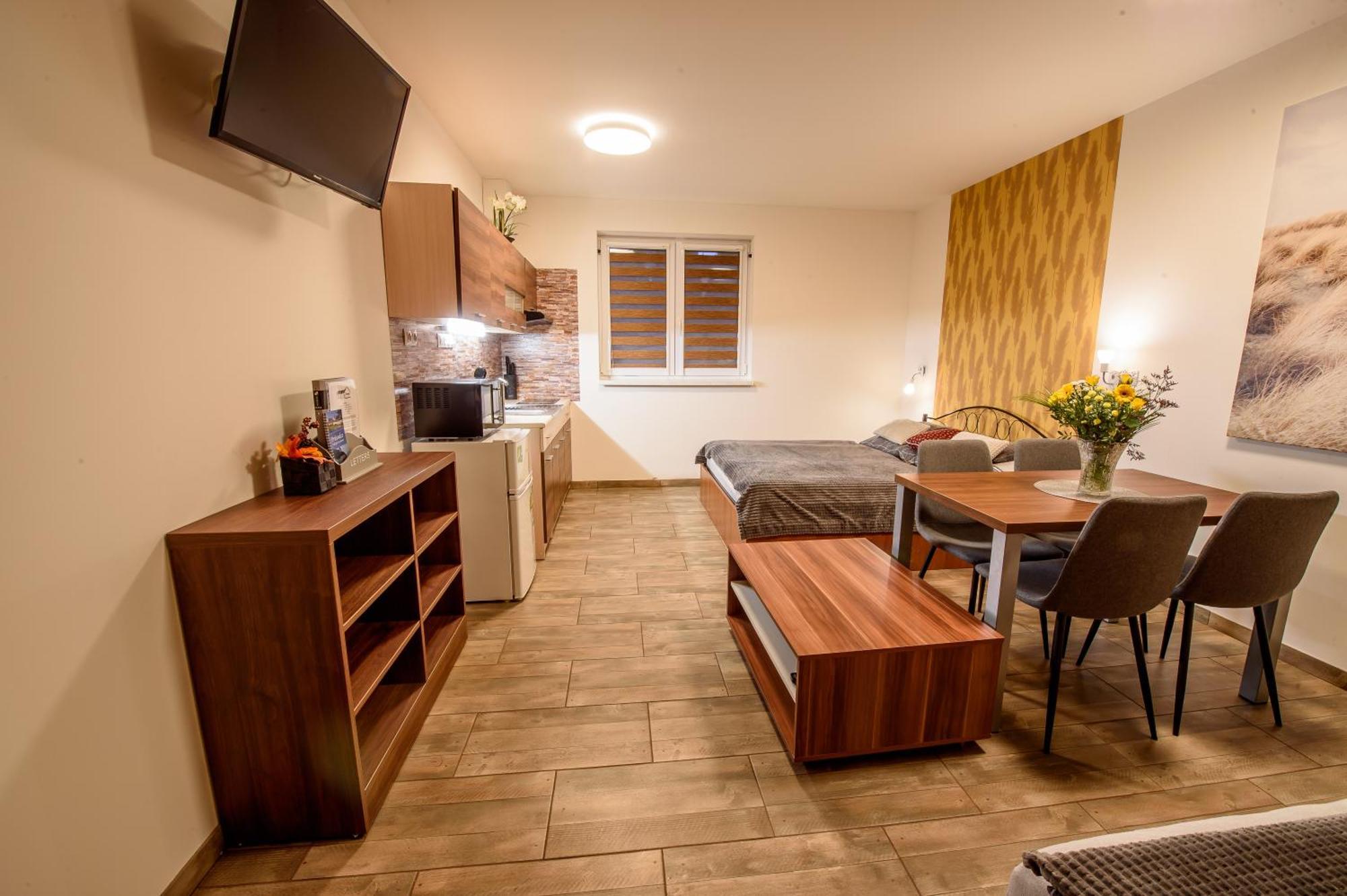 Apartmany Dolosin Velke Losiny Exterior photo